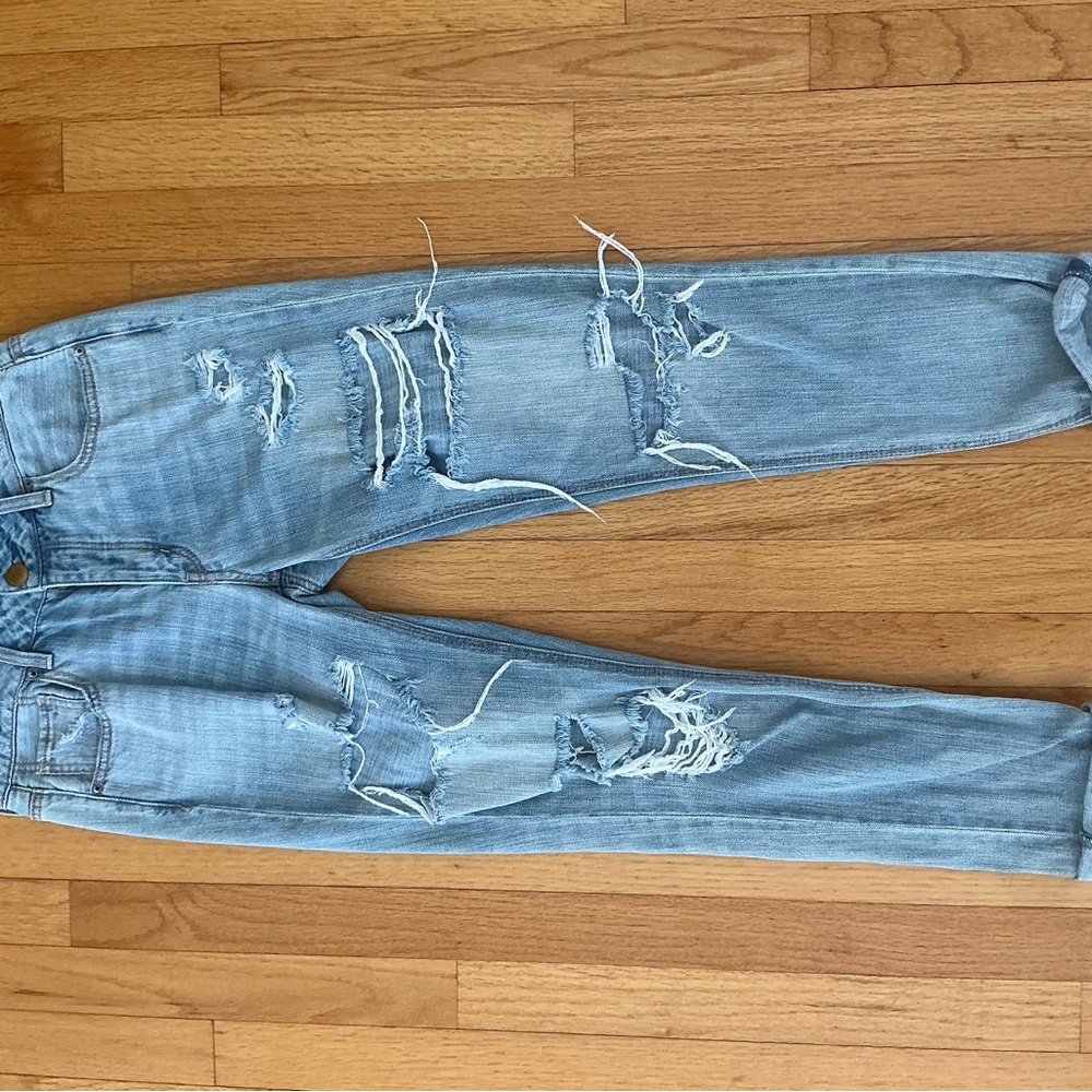 American Eagle Outfitters Light Blue Boyfriend Jeans size 0.  $18